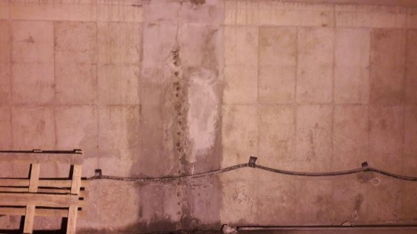 آب بندی فشار منفی