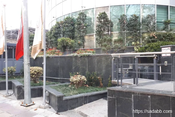 آب بندی غیر اصولی فلاورباکس